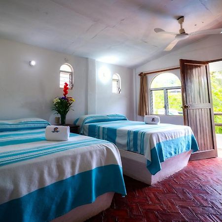 Hotel Bungalows Acuario Пуэрто-Эскондидо Экстерьер фото