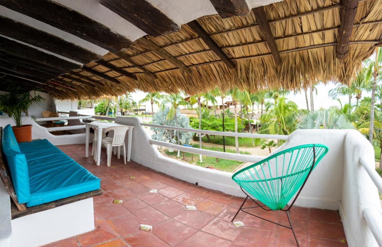 Hotel Bungalows Acuario Пуэрто-Эскондидо Экстерьер фото